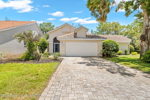 9354 Mississippi Run, WEEKI WACHEE, FL, 34613-4221 | Card Image