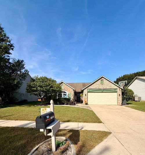 1480 Hedge Ct, Greenfield, IN, 46140-7803 | Card Image