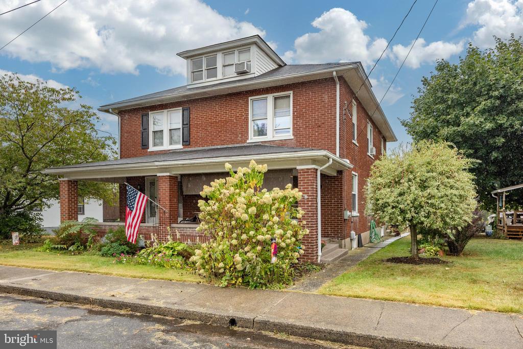 Cherry St, East Greenville, PA 18041