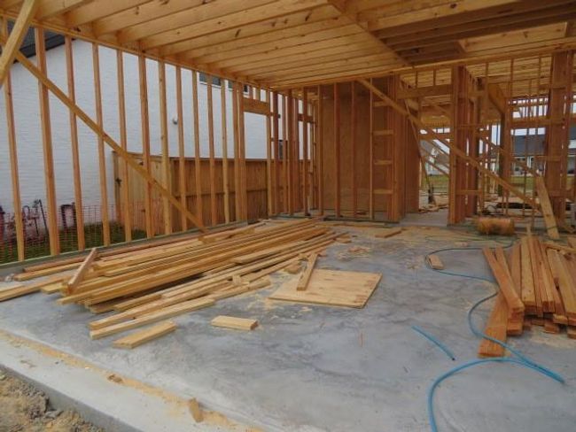 Oversize garage coming soon | Image 4