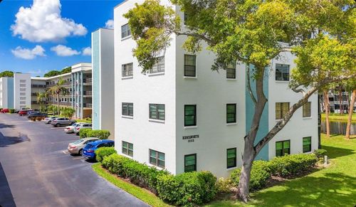 205-5980 80th St N, ST PETERSBURG, FL, 33709-1017 | Card Image