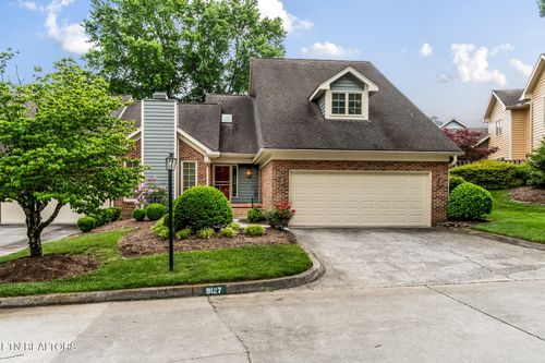 9127 Wesley Pl, Knoxville, TN, 37922-5945 | Card Image