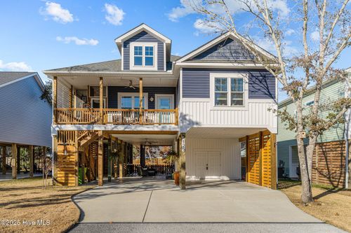 125 Ne 10th Street, Oak Island, NC, 28465 | Card Image