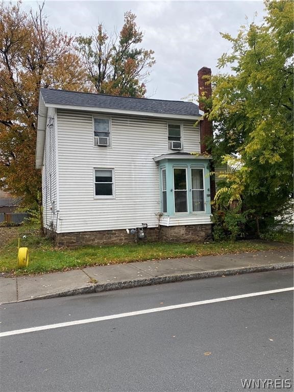 Main St, Medina, NY 14103