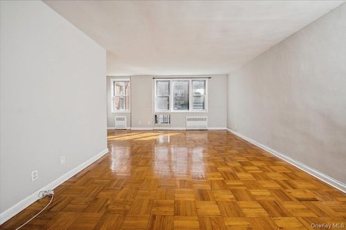 apt-2j-3 Sadore Ln, Yonkers, NY, 10710-4750 | Card Image
