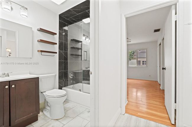 18982 Cloud Lake Cir, House other with 2 bedrooms, 2 bathrooms and null parking in Boca Raton FL | Image 33