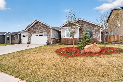 2807 Plains St, Laramie, WY, 82072-5233 | Card Image