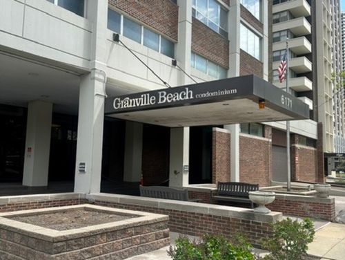 2108-6171 N Sheridan Rd, Chicago, IL, 60660-5861 | Card Image