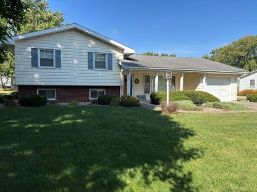 540 N 8th St, Sheldon, IL, 60966-8166 | Card Image