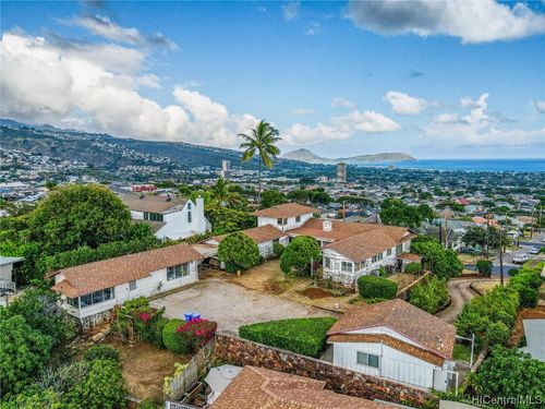 766 Ocean View Drive, Honolulu, HI, 96816 | Card Image