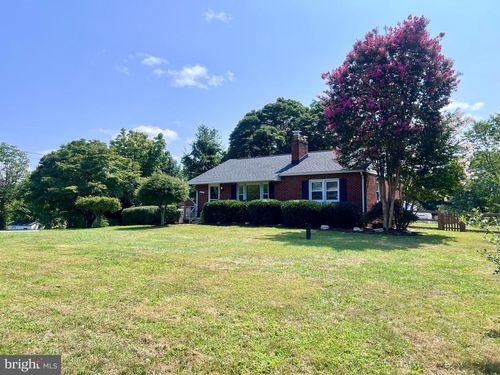21101 Clarksburg Rd, Boyds, MD, 20841-9081 | Card Image