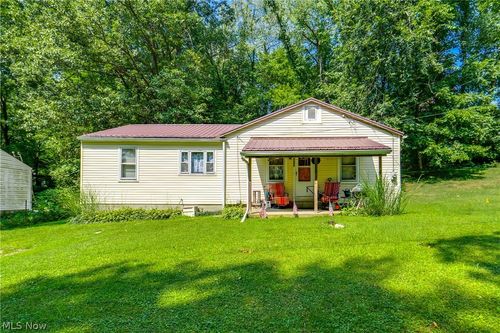 6070 S Myers Rd, New Franklin, OH, 44216-9441 | Card Image