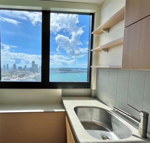 apt-3404-1330 West Ave, Miami Beach, FL, 33139-0914 | Card Image