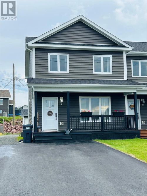 9 Locke St, Grand Falls-Windsor, NL, A2A0B5 | Card Image
