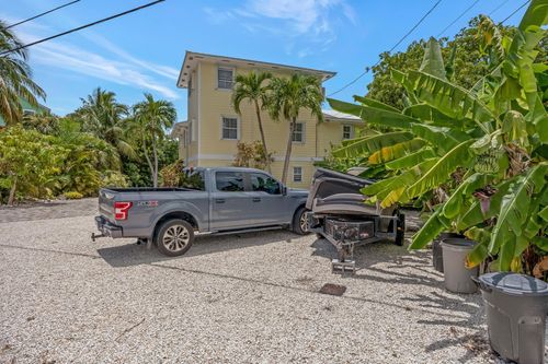 9 Jade Dr, Key West, FL, 33040-5667 | Card Image