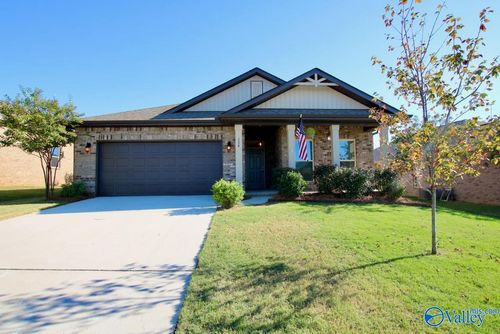 134 Sunlit Grove Dr, Harvest, AL, 35749-4907 | Card Image