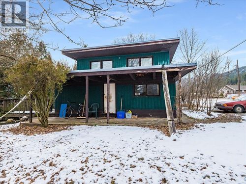 2962 Charleston Ave, Robson, BC, V0G1X0 | Card Image