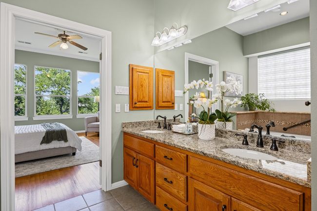100 Broad Vista Ct, House other with 3 bedrooms, 2 bathrooms and 4 parking in Georgetown TX | Image 27