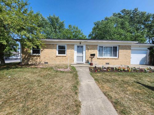 8 Blue River Dr, Columbia City, IN, 46725-1427 | Card Image