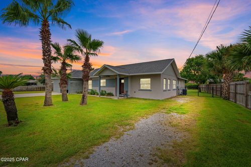 805 E 2nd Pl, Panama City, FL, 32401-3835 | Card Image