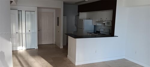 apt-1212-5085 Nw 7th St, Miami, FL, 33126-3456 | Card Image