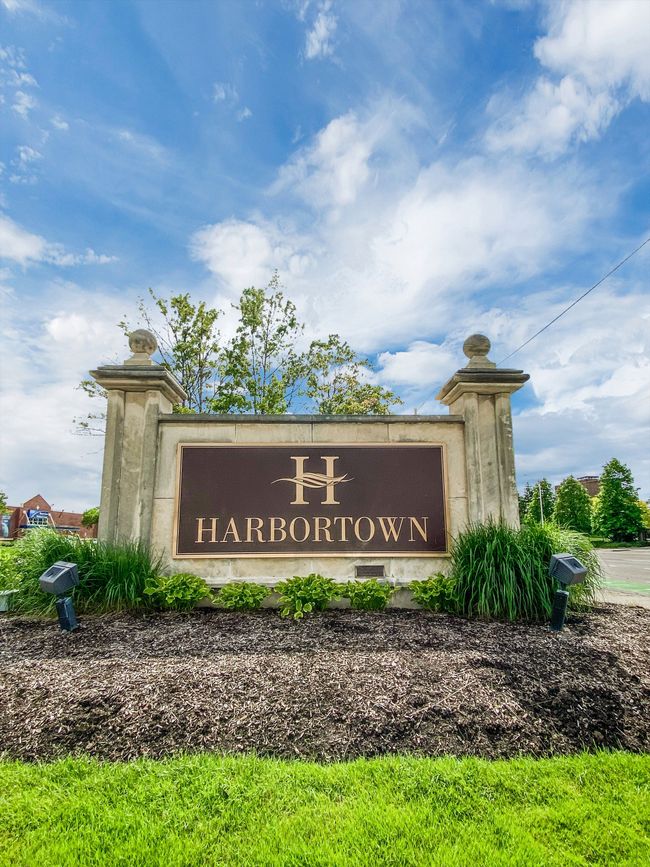 APT-1107 - 250 E Harbortown Dr, Condo with 2 bedrooms, 2 bathrooms and null parking in Detroit MI | Image 20