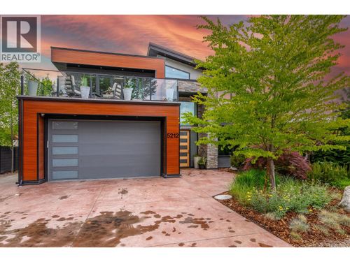 5212 Woods Ave, Summerland, BC, V0H1Z9 | Card Image