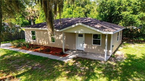 8734 N Reina Loop, Crystal River, FL, 34428-7042 | Card Image
