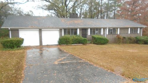 2219 Mcdaniel Ave, Anniston, AL, 36201-3033 | Card Image