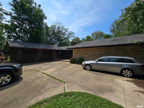 6501 N Fox Chapel Trl, Edwards, IL, 61528-9528 | Card Image