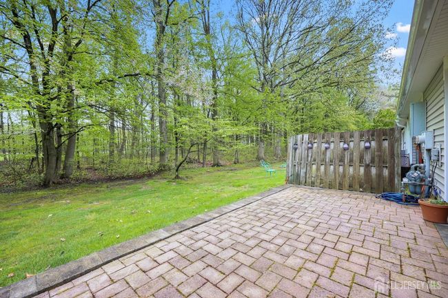 297 Constitution Cir, Townhouse with 3 bedrooms, 3 bathrooms and null parking in North Brunswick NJ | Image 17