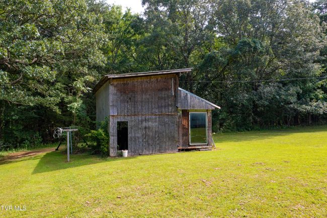 121 Dee Runion Rd, House other with 2 bedrooms, 2 bathrooms and null parking in Jonesborough TN | Image 6