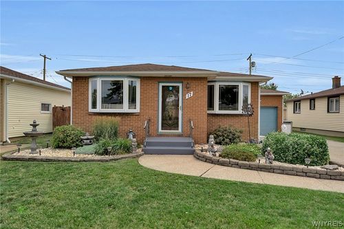 17 Helenbrook Lane, Cheektowaga, NY, 14043 | Card Image