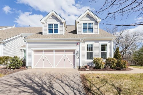30-30 Sienna Ln, Natick, MA, 01760 | Card Image
