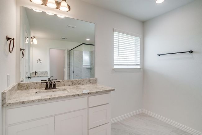 5617 High Plains Trl, House other with 3 bedrooms, 2 bathrooms and null parking in Joshua TX | Image 27