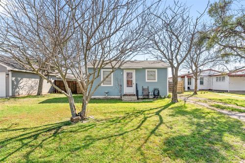1231 W Bishop St, Weatherford, TX, 76086-3931 | Card Image