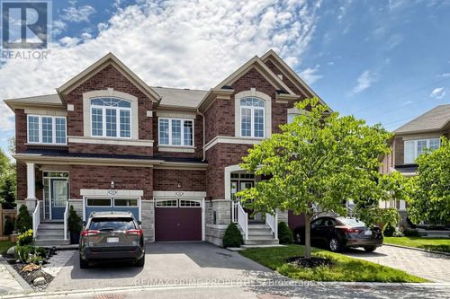 11 Keenlyside Lane, Ajax, ON, L1T0N4 | Card Image