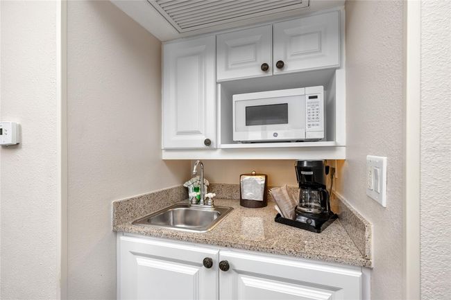 3219 - 5500 Gulf Blvd, Condo with 1 bedrooms, 1 bathrooms and null parking in ST PETE BEACH FL | Image 10