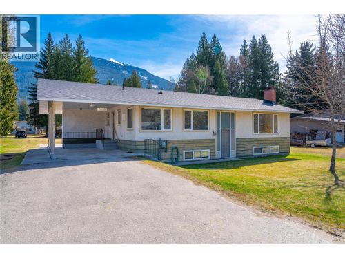 1956 Airport Way, Revelstoke, BC, V0E2S1 | Card Image