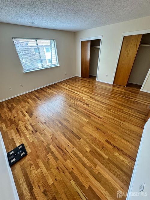 311 Edison Glen Ter Terrace, Edison, NJ, 08837 | Card Image