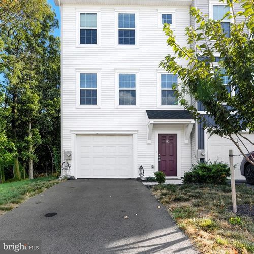 182 Furlong Way, MARTINSBURG, WV, 25404-1170 | Card Image
