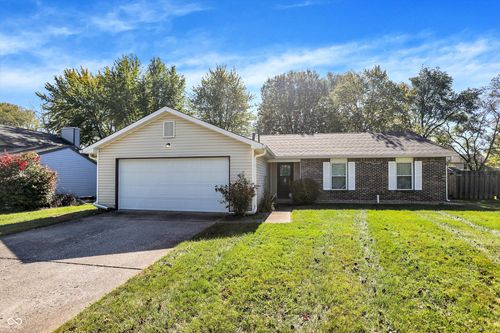 3727 Pebble Creek Drive, Indianapolis, IN, 46268 | Card Image