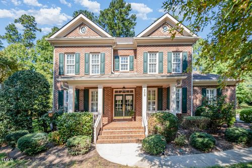 205 Oxfordshire Ln, Chapel Hill, NC, 27517-6204 | Card Image