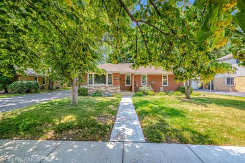 5825 109th St, Chicago Ridge, IL, 60415-2209 | Card Image