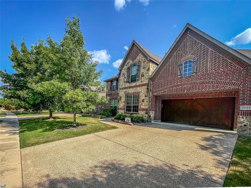2604 Morgan Ln, Trophy Club, TX, 76262-5045 | Card Image