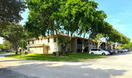 201-9930 Pineapple Tree Drive, Boynton Beach, FL, 33436 | Card Image