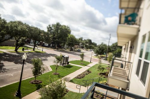 1-102-801 N Bishop Ave, Dallas, TX, 75208-4208 | Card Image