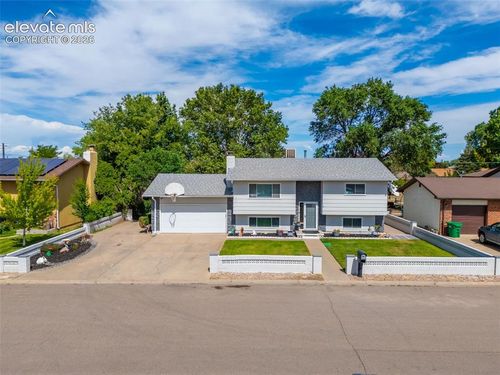 1256 20 1/2 Ln, Pueblo, CO, 81006-1802 | Card Image