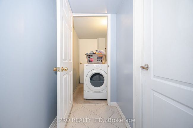 19 Citronella Lane, House other with 6 bedrooms, 4 bathrooms and 4 parking in Brampton ON | Image 38