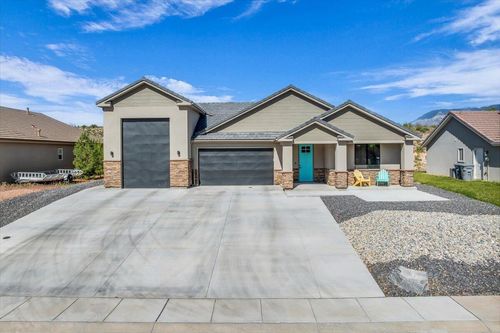 992 S Mulberry Dr, Toquerville, UT, 84774-5011 | Card Image